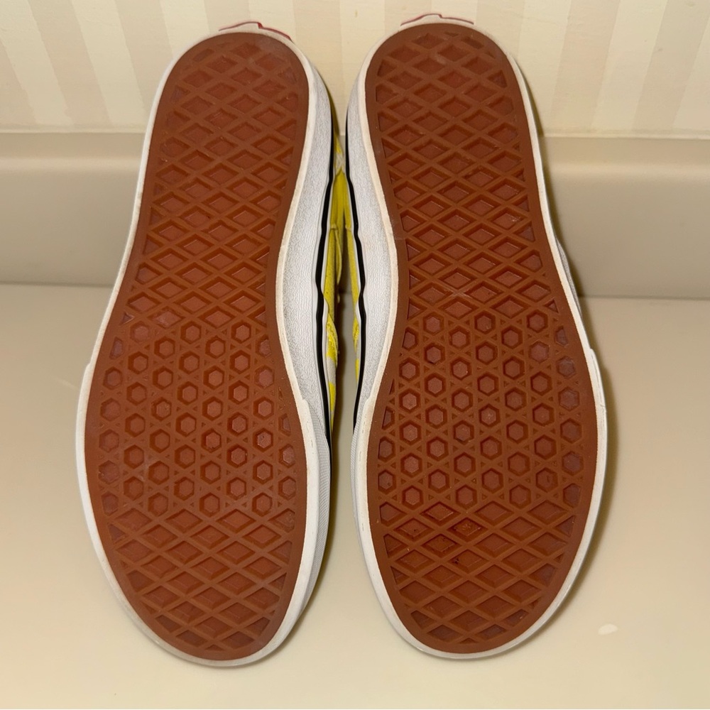 Vans Off The Wall Yellow And White Checkerboard Classic Slip On Skate Shoes - Picture 11 of 15